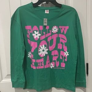 ✨✨Women Follow Your Heart Long Sleeve Top✨✨